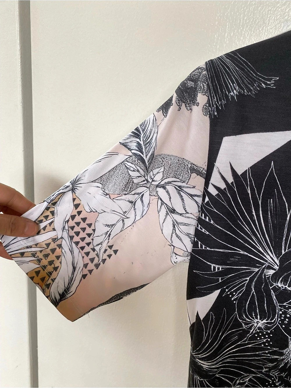 adidas x FARM Rio Originals Floral Print 3-Stripes Fitted Top Size S - Picture 12 of 12